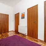 Elegant 2 - Bedroom With Balcony And Parking *